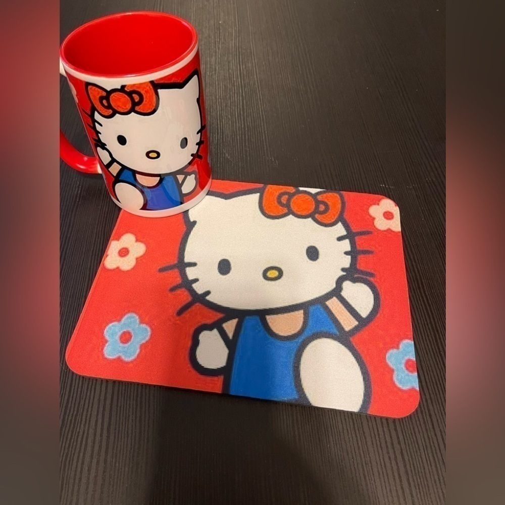 HELLO KITTY COFFEE CUP WITH MOUSE PAD​